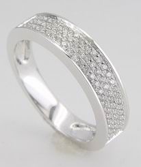 Кольцо из белого золота