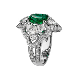 Кольцо из белого золота с изумрудом 2,53 ct