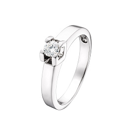 Кольцо из белого золота с бриллиантом 0,24 ct
