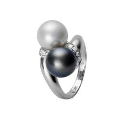 Кольцо из белого золота с жемчугом