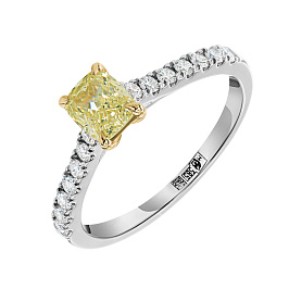 Кольцо из золота с фантазийным бриллиантом 0,67 ct