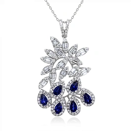 Золотое колье с бриллиантами и сапфирами