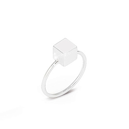 Кольцо из белого золота