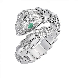 Золотое кольцо с бриллиантами и изумрудами