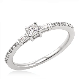 Золотое кольцо с бриллиантами