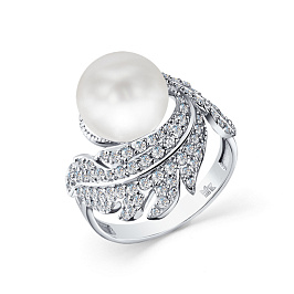 Кольцо из белого золота с жемчугом