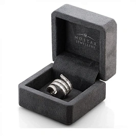 Кольцо из золота с бриллиантами