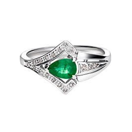 Кольцо из белого золота с изумрудом 0,7 ct