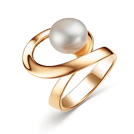 Кольцо из желтого золота с жемчугом