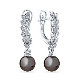 Серьги из белого золота с жемчугом