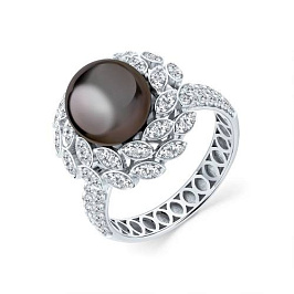 Кольцо из белого золота с жемчугом