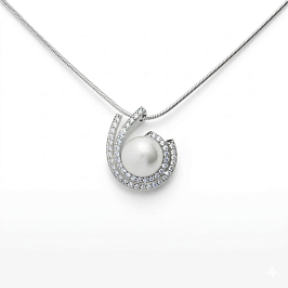 Колье из белого золота с жемчугом
