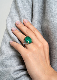 Кольцо из серебра с малахитом