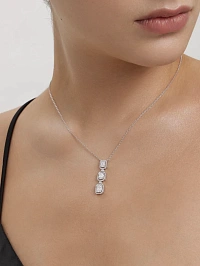 Колье из золота с бриллиантами багет