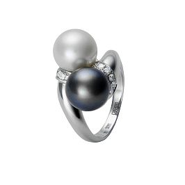 Кольцо из белого золота с жемчугом