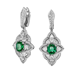 Серьги из белого золота с изумрудами 3,32 ct