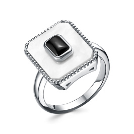 Кольцо из серебра с ониксом