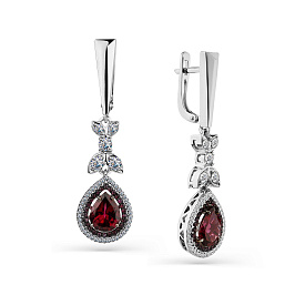 Серьги из белого золота 3,825 ct