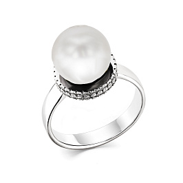 Кольцо из белого золота с жемчугом